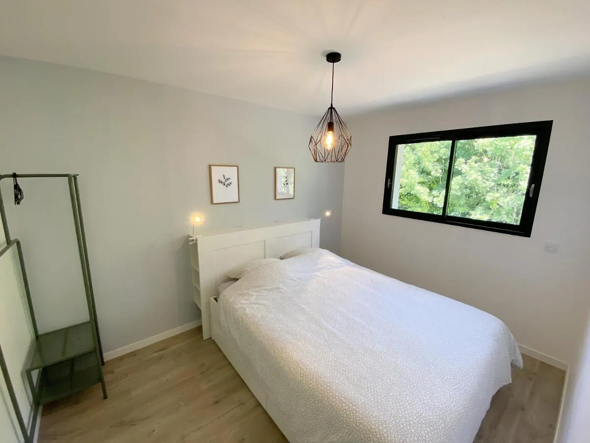 Villa Aux Peupliers De Pradian - Nivea Bassens